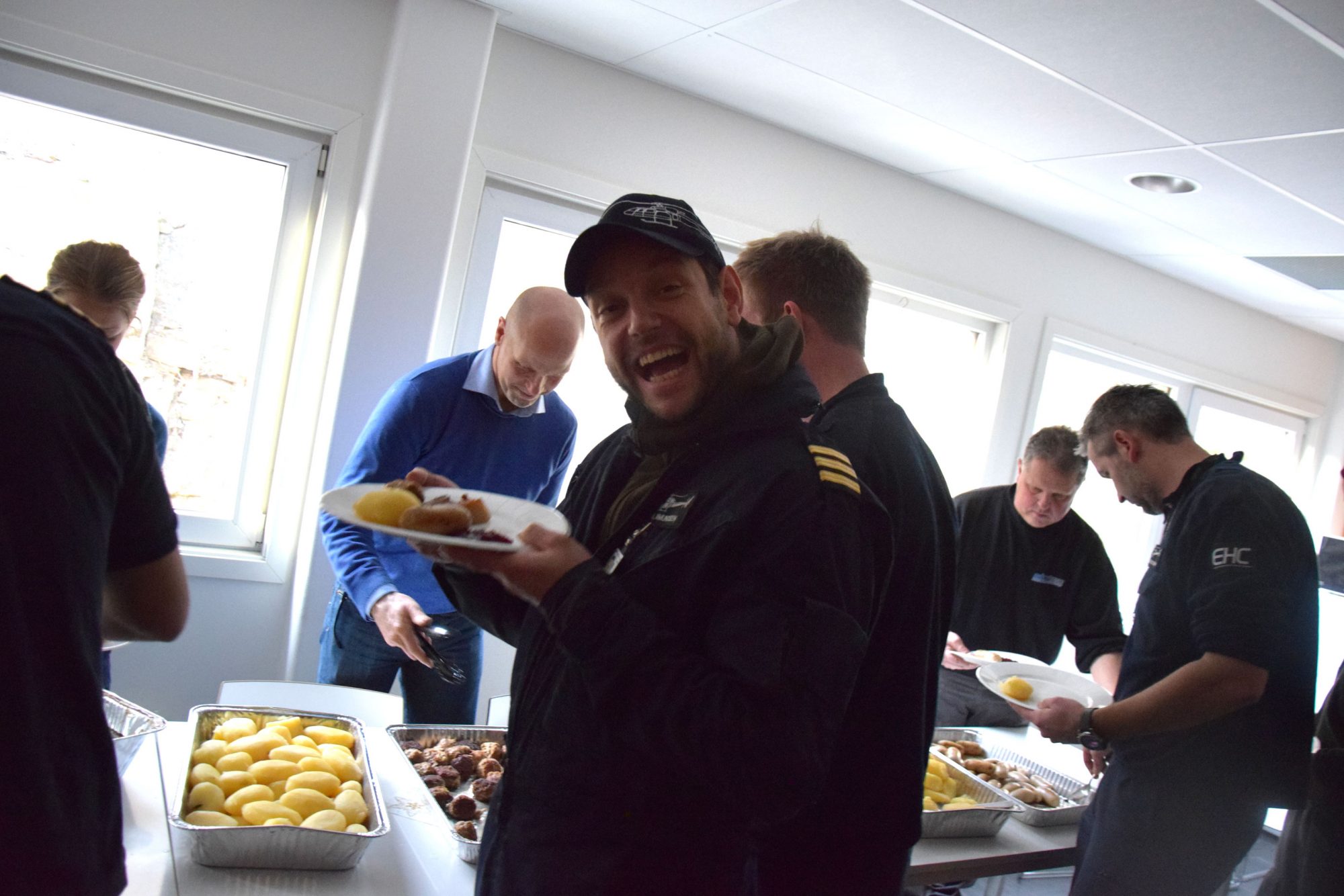 Årets siste skoledag – julelunch for elever og ansatte